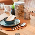 No Stress At Sea - Close To The * Ostende