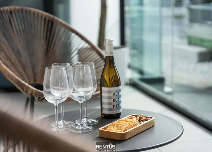 No Stress At Sea - Close To The * Ostende